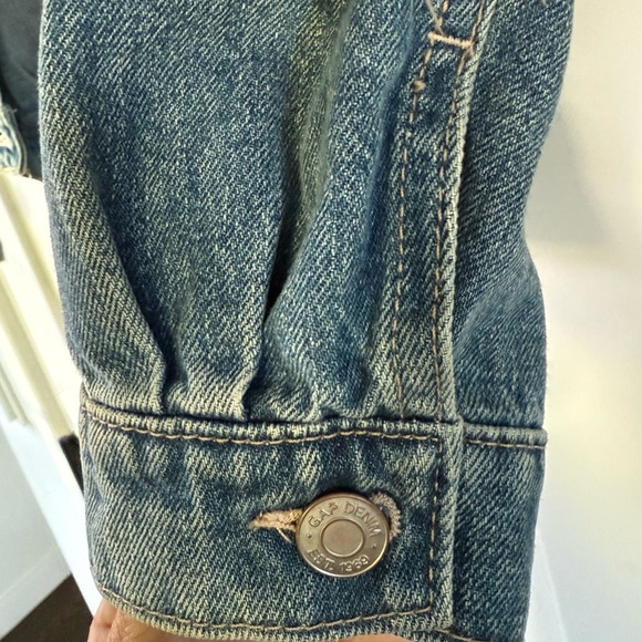 GAP Denim cropped women’s jacket - Picture 3 of 8
